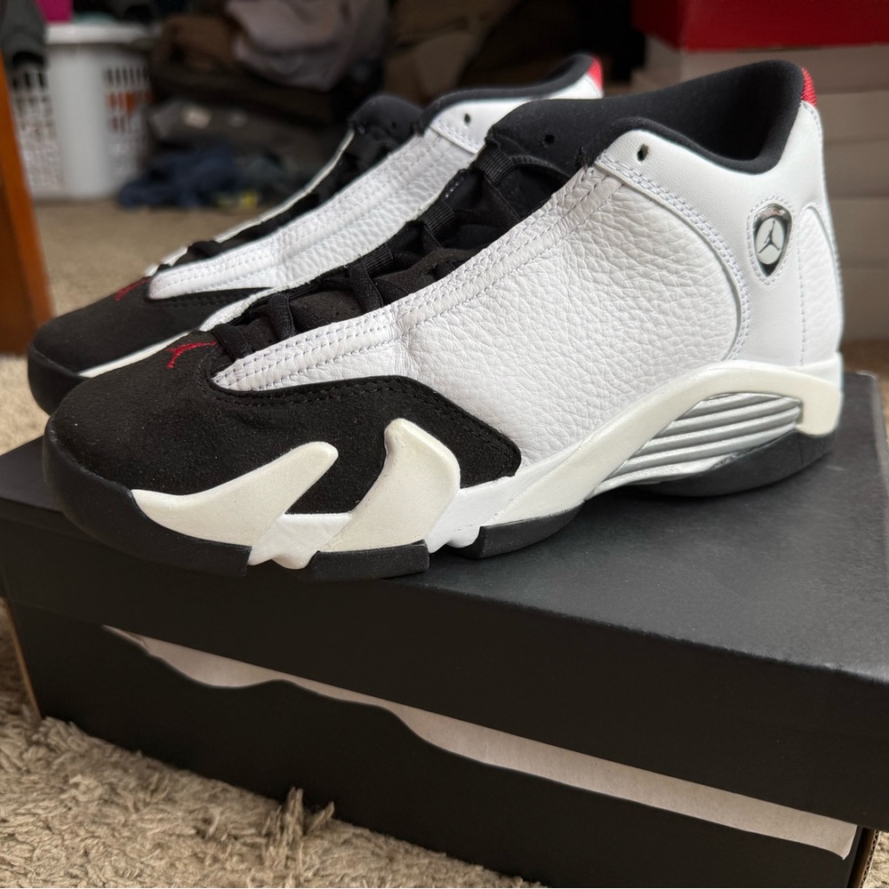 NEW IN BOX Air Jordan 14 Retro Black Toe / White Varsity Red Black / 6Y or 7.5W